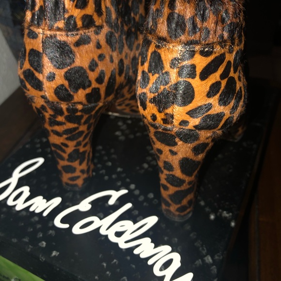 Cheetah Booties - Picture 5 of 6